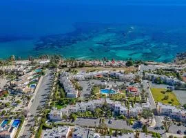 Coral Bay Star - Direct sea location