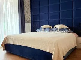 Prywatny apartament przy ulicy Francesco Nullo