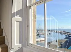 Harbourside Apartment