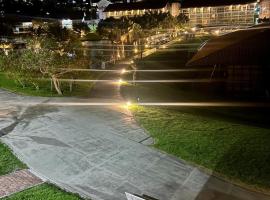 Flat 718, Villa hípica, Gravatá, hotel in Gravatá