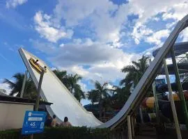 Lagoa Jardins com Café da Manhã e Parque Aquático Incluso