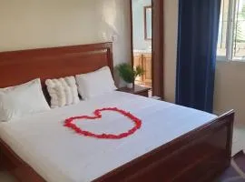 Maya, Entire Apartment, Mbour, 3 air-conditioned bedrooms