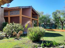 Caba&ntilde;as Al&uuml;nmew, rumah kotej di Juana Koslay 