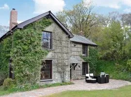 The Farmhouse - Ukc1339