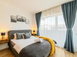 Mountain Breeze Luxury Apartment AC & Parcare Privată