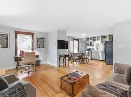 Craftsman Cozy Top Flr 1 Bed1- 1 Ba Private Porch