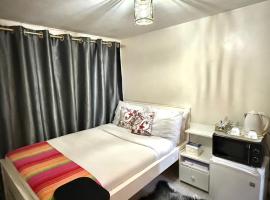 The Hideout-Studio Apartment in Westlands, bed and breakfast v destinaci Nairobi