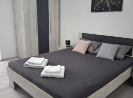 LaCriss, hotel a Hunedoara