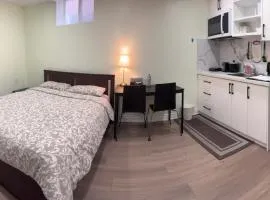 B2 Cozy room by Mendy