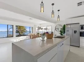 Lakeside Luxury Buff Point