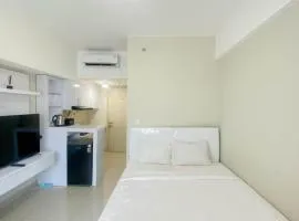 Nice and Comfortable Studio Apartement at Springlake Summarecon