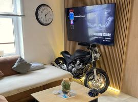 DESIGN LOFT Herford - Parkplatz, WLAN, Netflix, Heimkino, hotel in Herford
