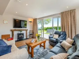 Llwyncelyn Farmhouse