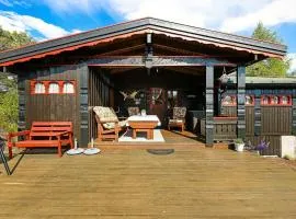 Traditional Cabin By Reinsvatn In Treungen