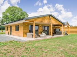 Oak Tree Lodge - Uk38383, ξενοδοχείο σε Lyonshall