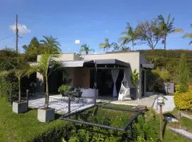 Curazao Cabaña El peñol Guatapé