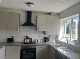 Home away from home, hotel v destinaci Bury