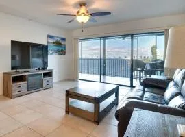 Condo with Direct Ocean Inlet View Bikes Included!