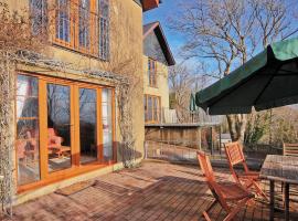 Coast View Cottage - Hw7745, hotel in Pendine