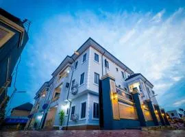 Evanluck Luxury Homes