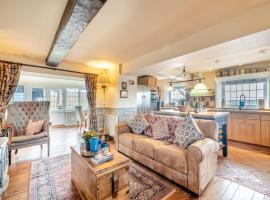 Ship Cottage, hotel em Reedham