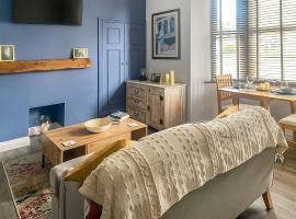 Clementi - Uk47197，位于彭里斯的酒店