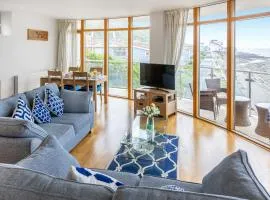 Apartment 22, Horizon View