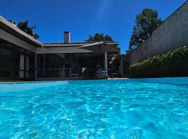 Hospedagem Jardim Social - O seu lar longe de casa, pensionat i Curitiba