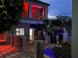 Nelspruit Madiva Guest House, hotel with hot tubs in Nelspruit