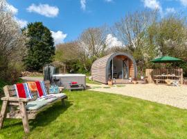 Hafan Fach - Cottage, hotel in Pembroke