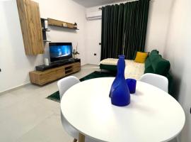 Heart of Fier Apartment, hotel en Fier