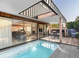Riverhaus Luxe Barwon Heads Retreat with Pool