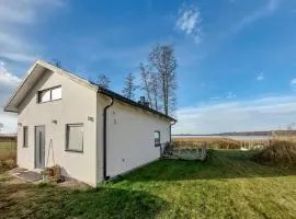 3 Bedroom Beautiful Home In Tomelilla