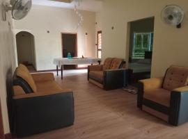 Nayyo Grand Hotel, hotel 