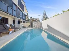 Beachfront with pool ocean views and pet friendly