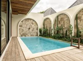 Tuluscoliving villa kuta 2, 4 Bedroom & 5 Bathroom