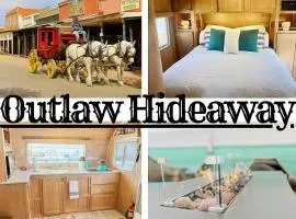 Outlaw Hideaway