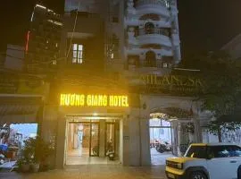 Khách sạn Hương Giang