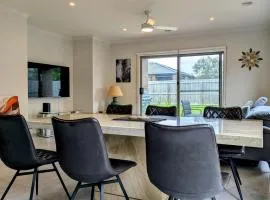 Comfy & spacious home near Bellarine Rail Trail