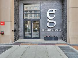 Luxury lofts, Downtown, Playhouse Sq, Near Stadium and Arena, Fire Pit, Rooftop deck, BBQ, Parking, Close to EVERYTHIHNG!, hotel a Cleveland