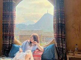 Chanh Homestay Lô Lô Chải, ξενοδοχείο σε Loung Co