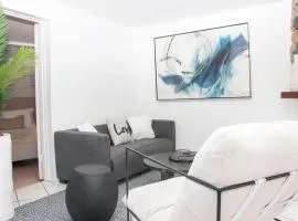 Oceanview Stay - Walk to Beach