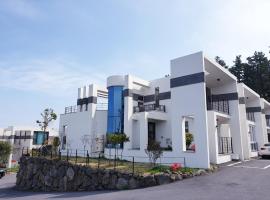 Jeju में, होटल Aewol Penthouse