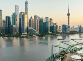 Banyantree Shanghai On the Bund - Tales rooftop bar boasts a jaw-dropping panoramic vista