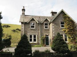 Ewes Schoolhouse, hotel in Bentpath