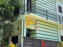 SSF Green Home, vie&scaron;butis su vietomis automobiliams mieste Akkaraipattu