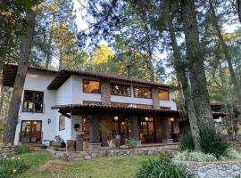 Cabaña Vega, hotel v destinaci Tapalpa