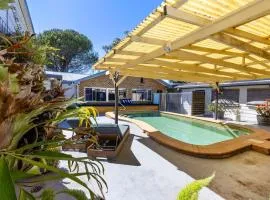 Gone Coastal - Pet Friendly with Swimming Pool