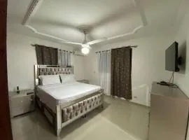 1DR Charming 3-Bedroom Retreat Santo Domingo