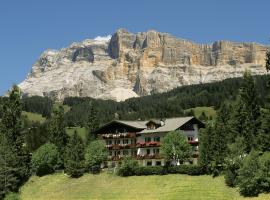 Pensione La Müda, hôtel à Badia